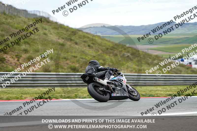 cadwell no limits trackday;cadwell park;cadwell park photographs;cadwell trackday photographs;enduro digital images;event digital images;eventdigitalimages;navarra;no limits trackdays;peter wileman photography;racing digital images;trackday digital images;trackday photos